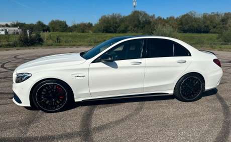 **** MERCEDES C63S AMG V8 BI-TURBO SPEEDSHIFT MCT 510cv