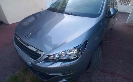 Peugeot 308 Style en vente à Breuil-le-Sec