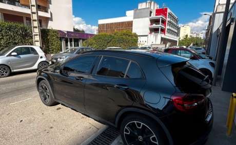 Mercedes GLA 220 Pack AMG - Carplay